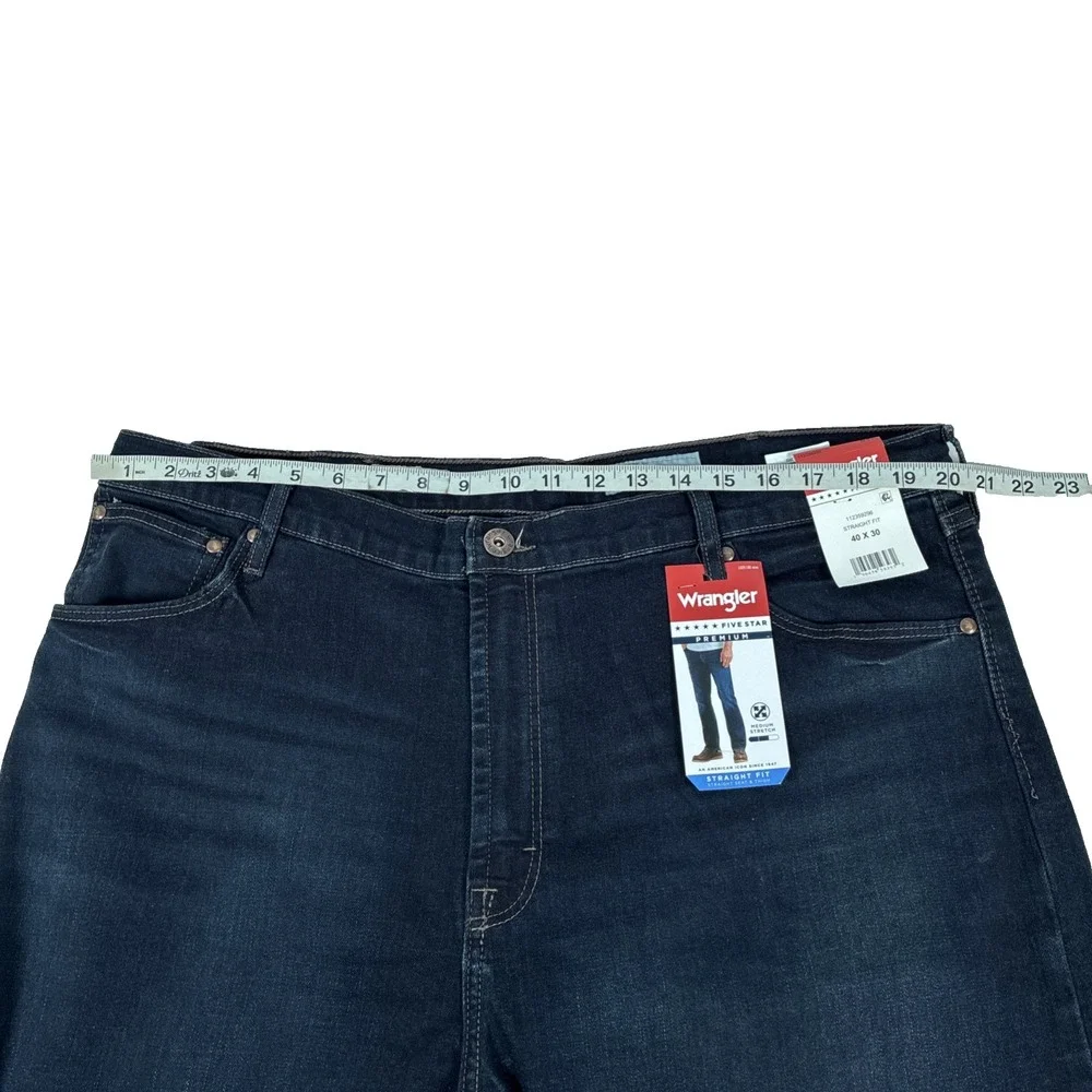 New Mens Wrangler Five Star Premium Straight Jeans Size 40x30 NWT